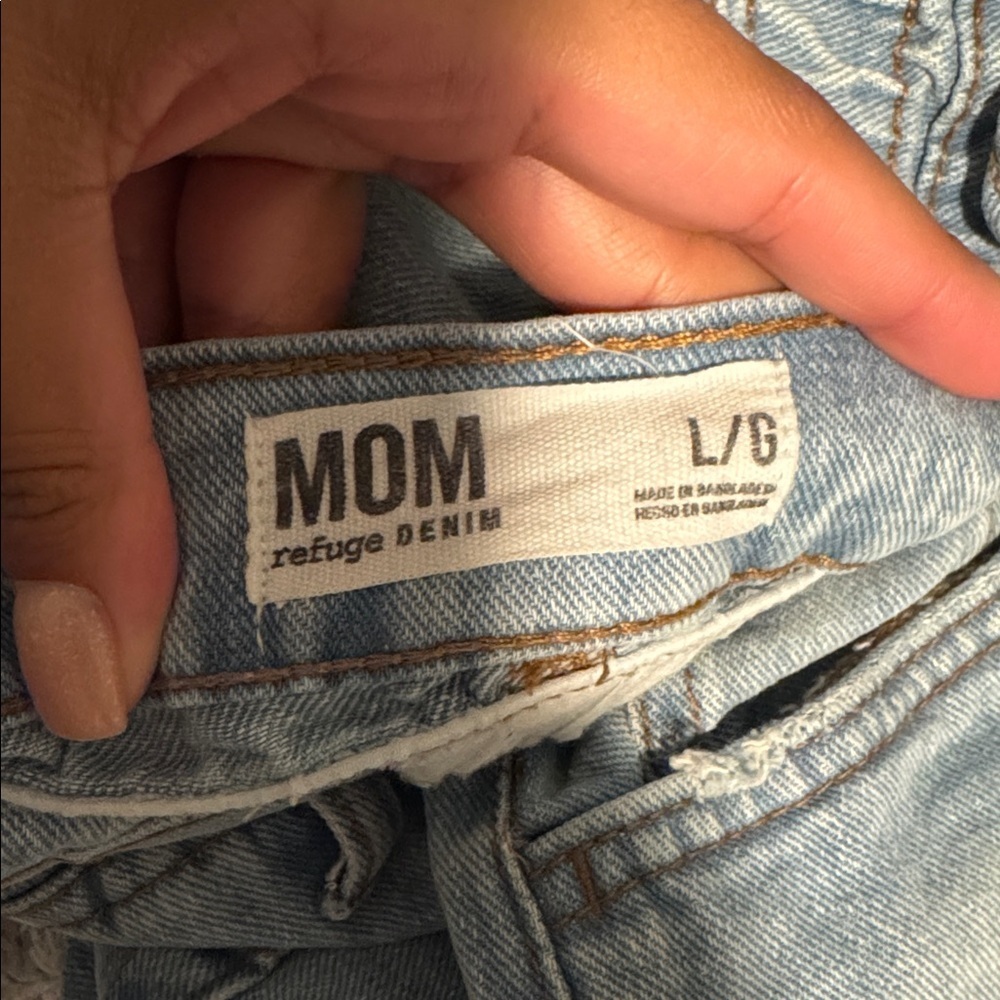 Refuge Light Blue Jean Shorts - Picture 3 of 3